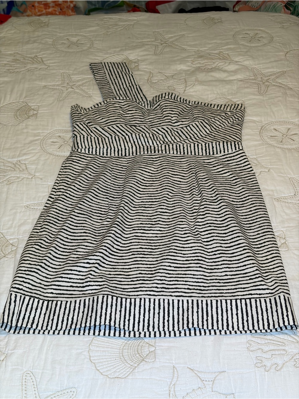 BCBG Max Azria Mautical Striped One-Shoulder Black & White Dress Pockets . Med